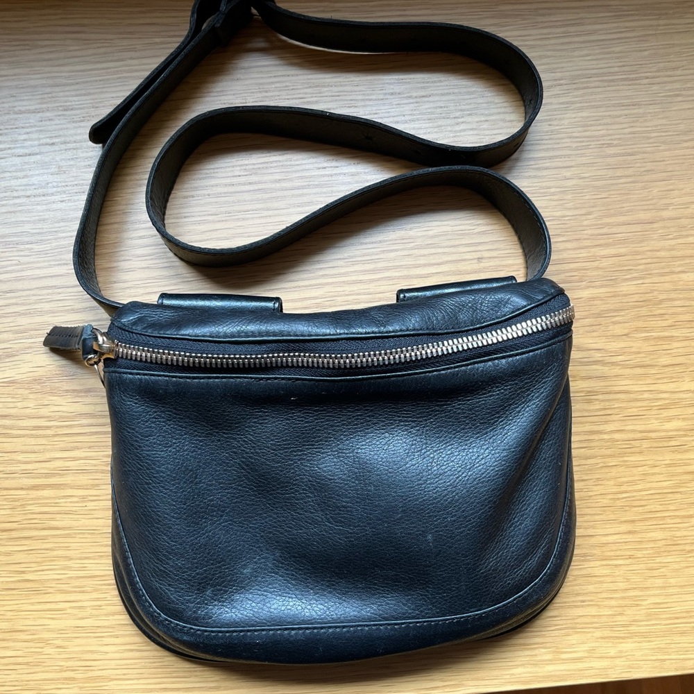 Clare V. Fanny - Black - lightly used